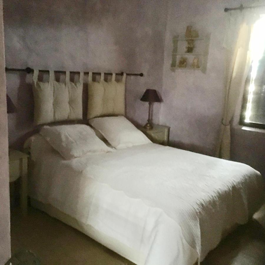 Oustau De Piera Bed and Breakfast Gordes Εξωτερικό φωτογραφία